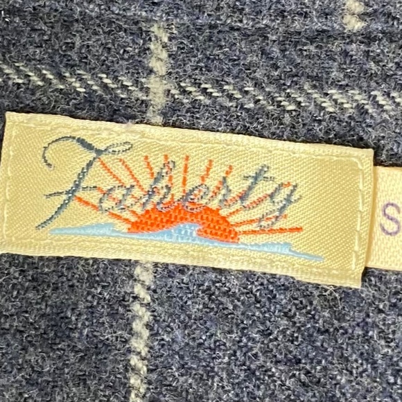 Faherty Ventura Plaid Shirt Button Down Top Sz Small Oversized Flannel Blue - Picture 3 of 4